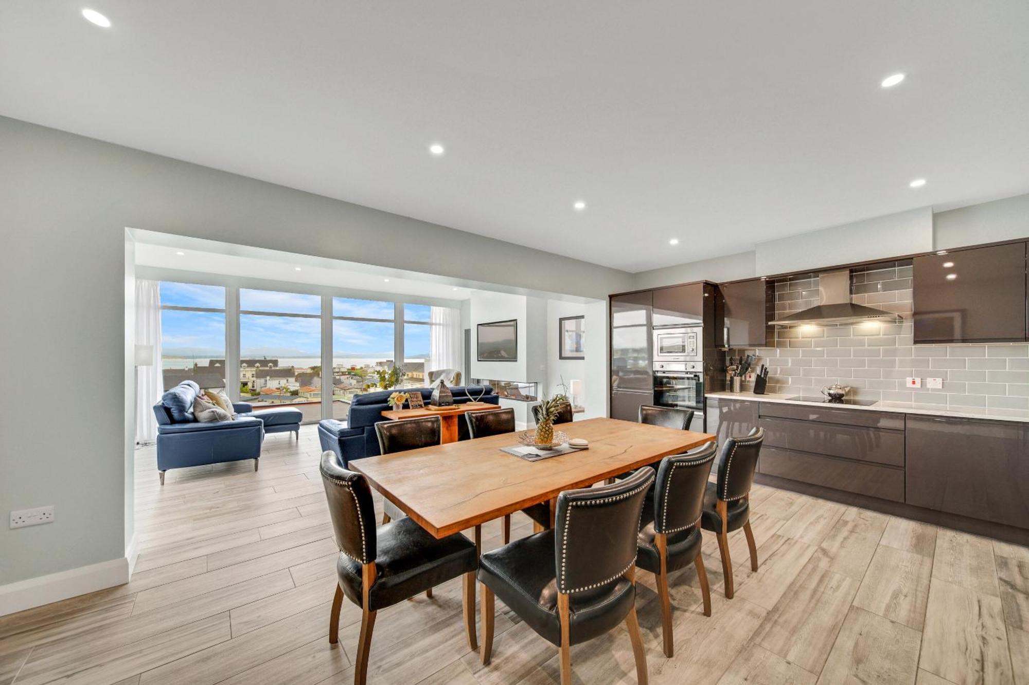 Bayview Luxury 4 Bedroom Penthouse Даунінгс Екстер'єр фото